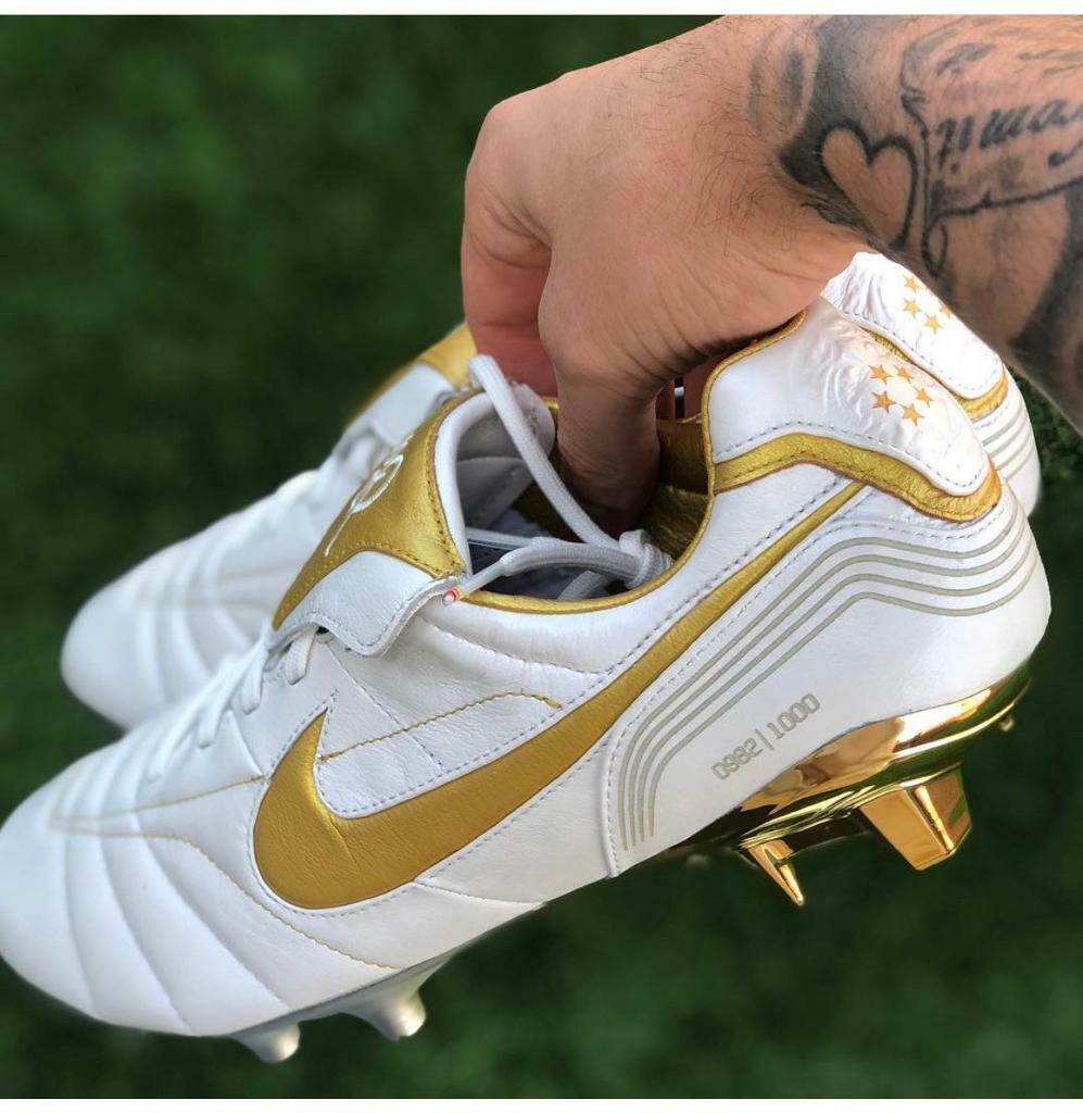 nike tiempo legend size 11